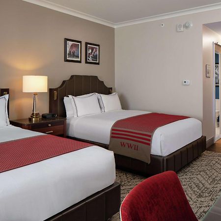 The Higgins Hotel New Orleans, Curio Collection By Hilton Exterior photo