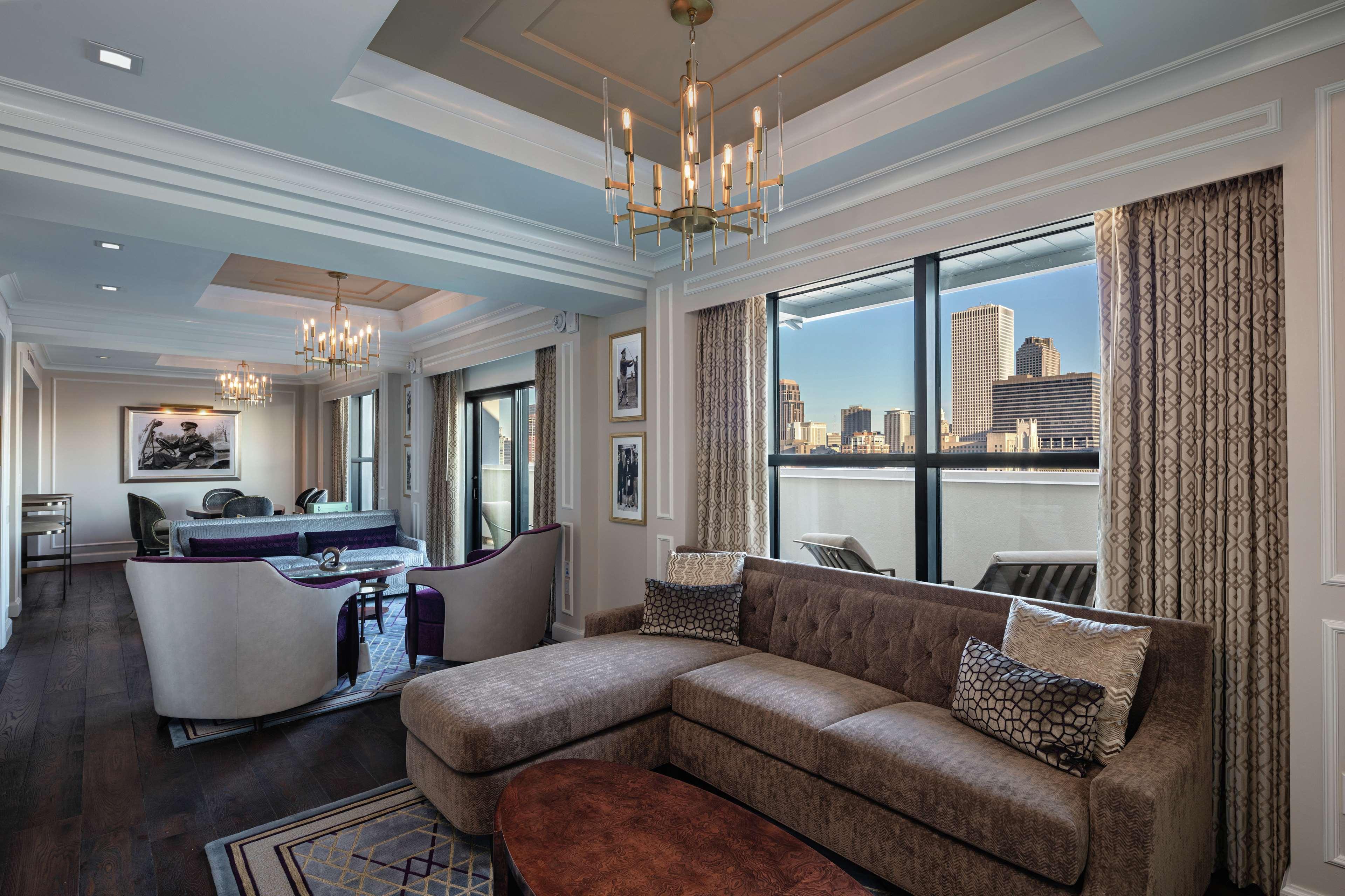 The Higgins Hotel New Orleans, Curio Collection By Hilton Exterior photo