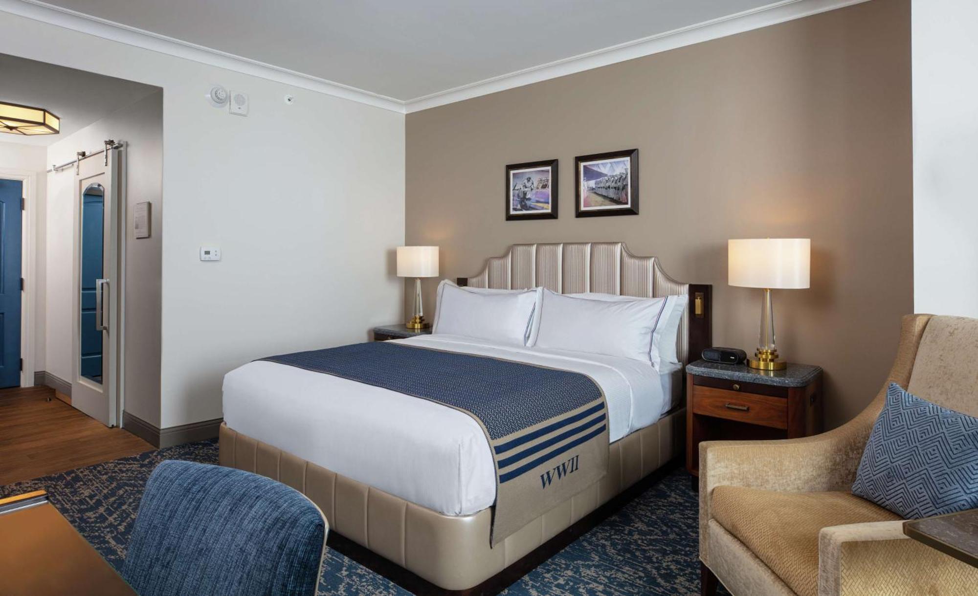 The Higgins Hotel New Orleans, Curio Collection By Hilton Exterior photo