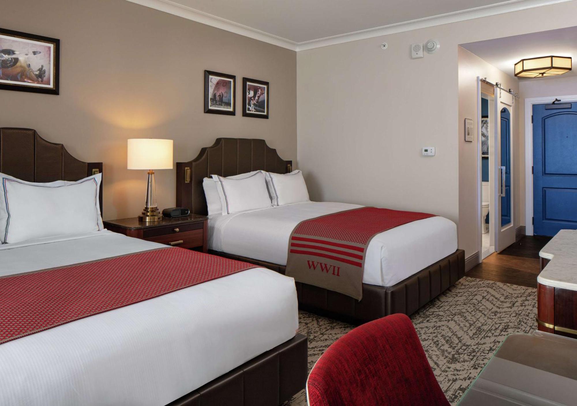 The Higgins Hotel New Orleans, Curio Collection By Hilton Exterior photo